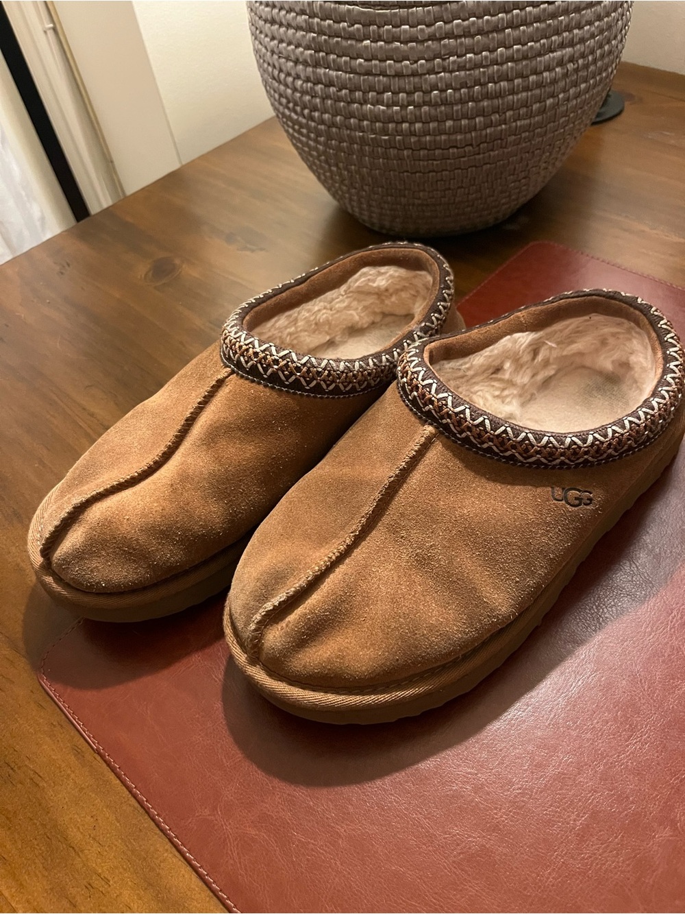 UGG Women’s Tasman Shearling-Lined Suede Slippers - Chestnut